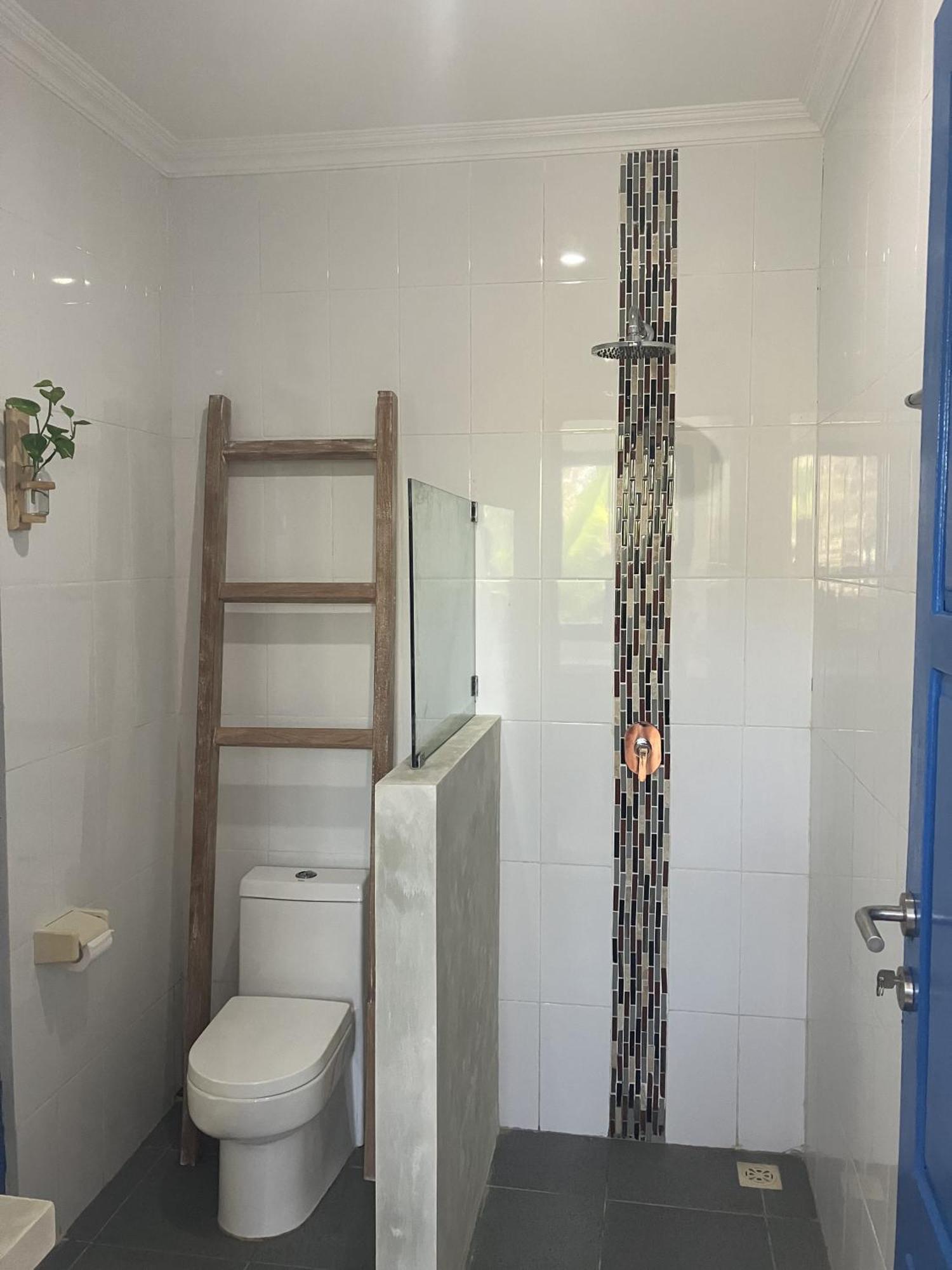 Kov Ceningan Hotel Lembongan Eksteriør billede