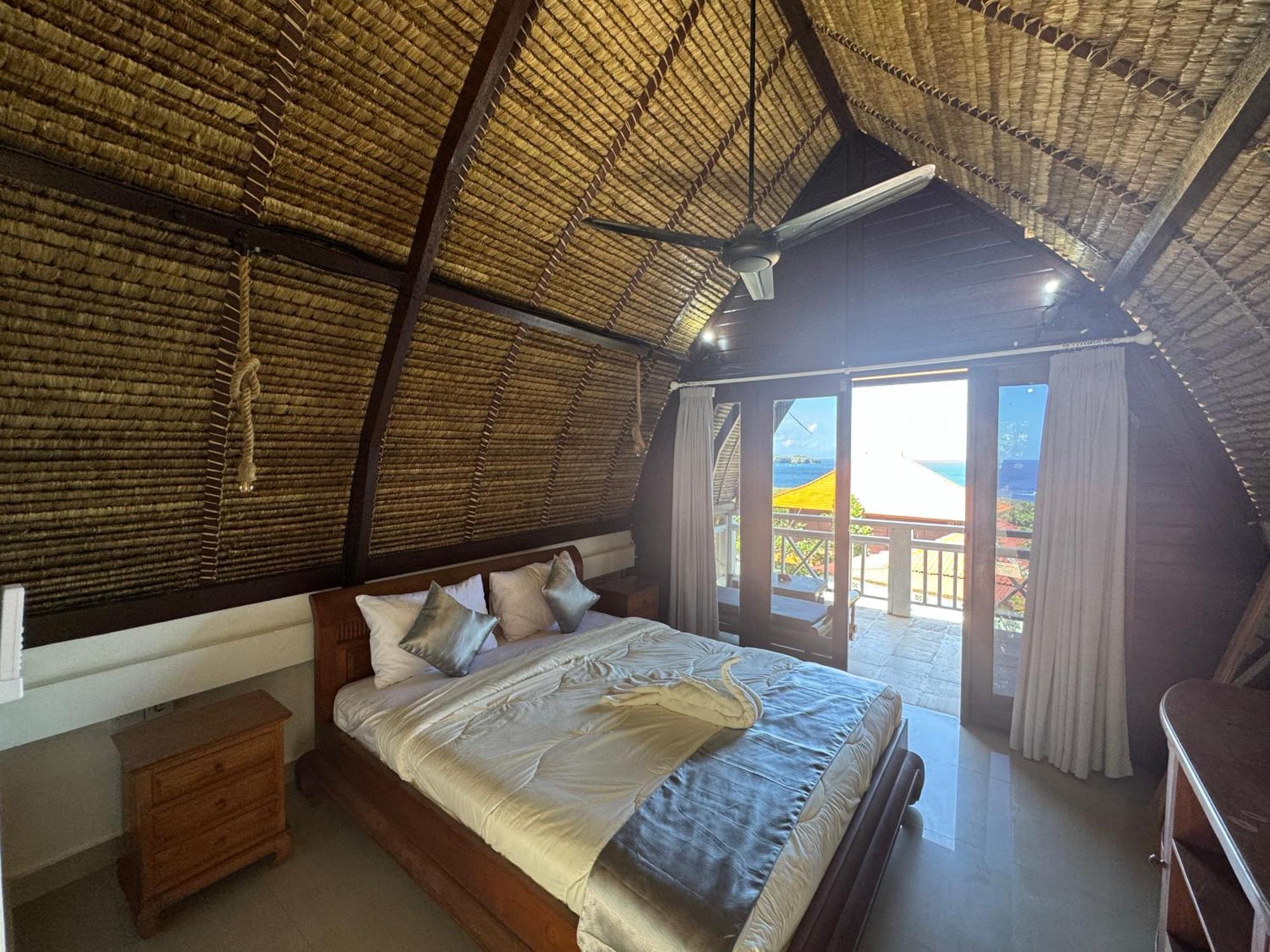 Kov Ceningan Hotel Lembongan Eksteriør billede