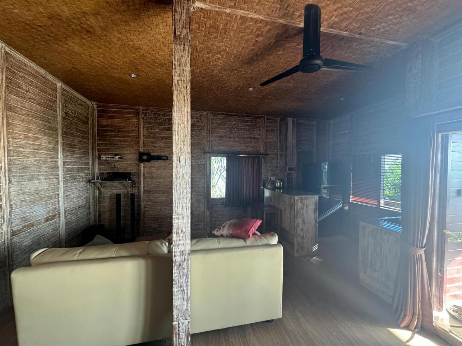 Kov Ceningan Hotel Lembongan Eksteriør billede